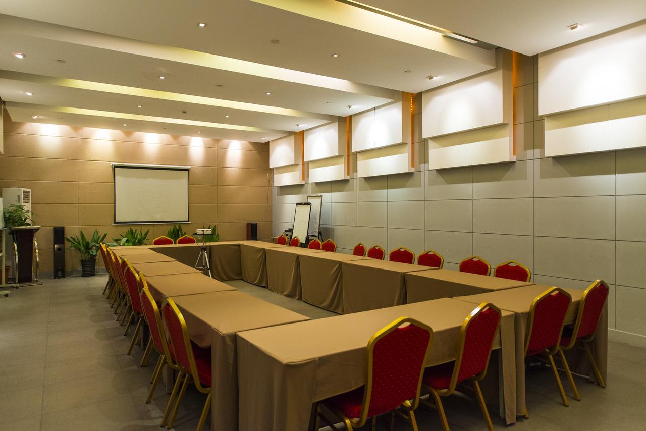 Jinjiang Inn Select Jiaxing Wanda Plaza Buitenkant foto